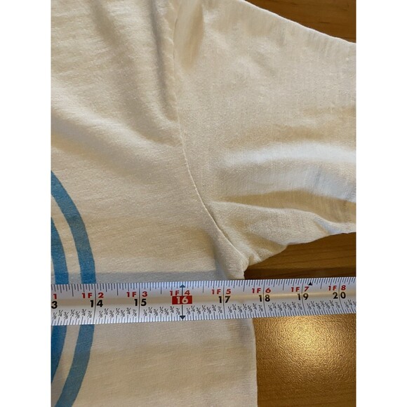 Uniqlo UT Mens Hokusai Blue Art Graphic T Shirt Size Small Crewneck White - Picture 8 of 10